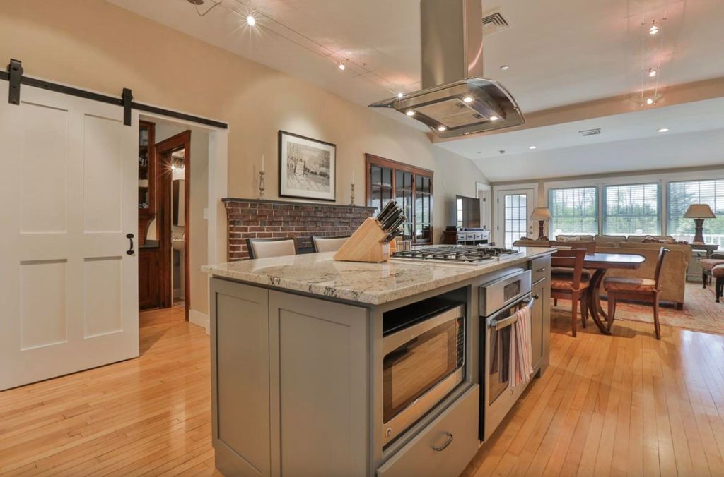 Photo of 26 N Main Street #5, Mont Vernon, NH 03057 (MLS # 5069730)