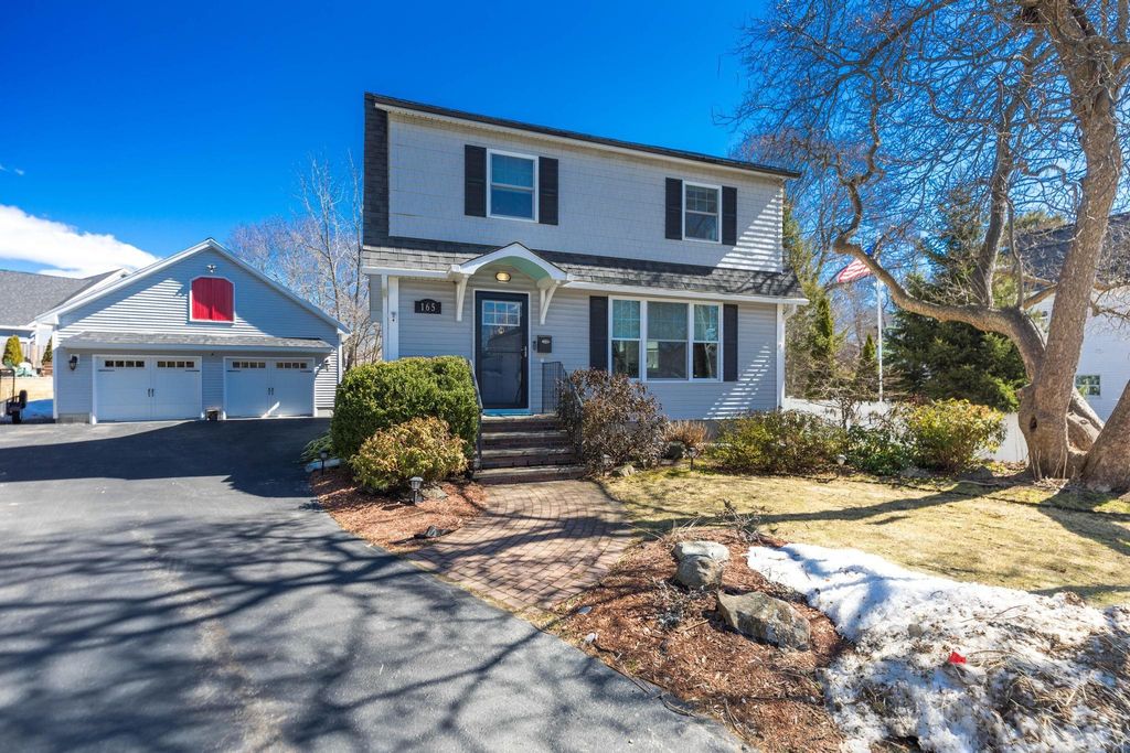 Photo of 165 Cutts Street, Portsmouth, NH 03801 (MLS # 5079997)