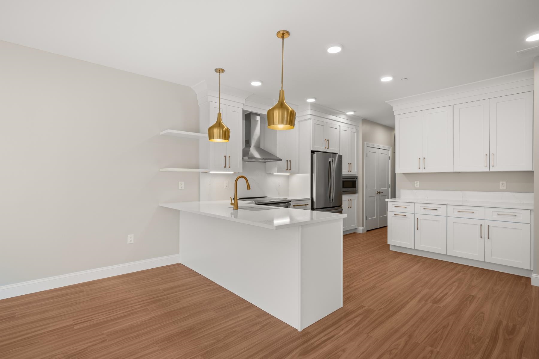 99 Foundry Place 102