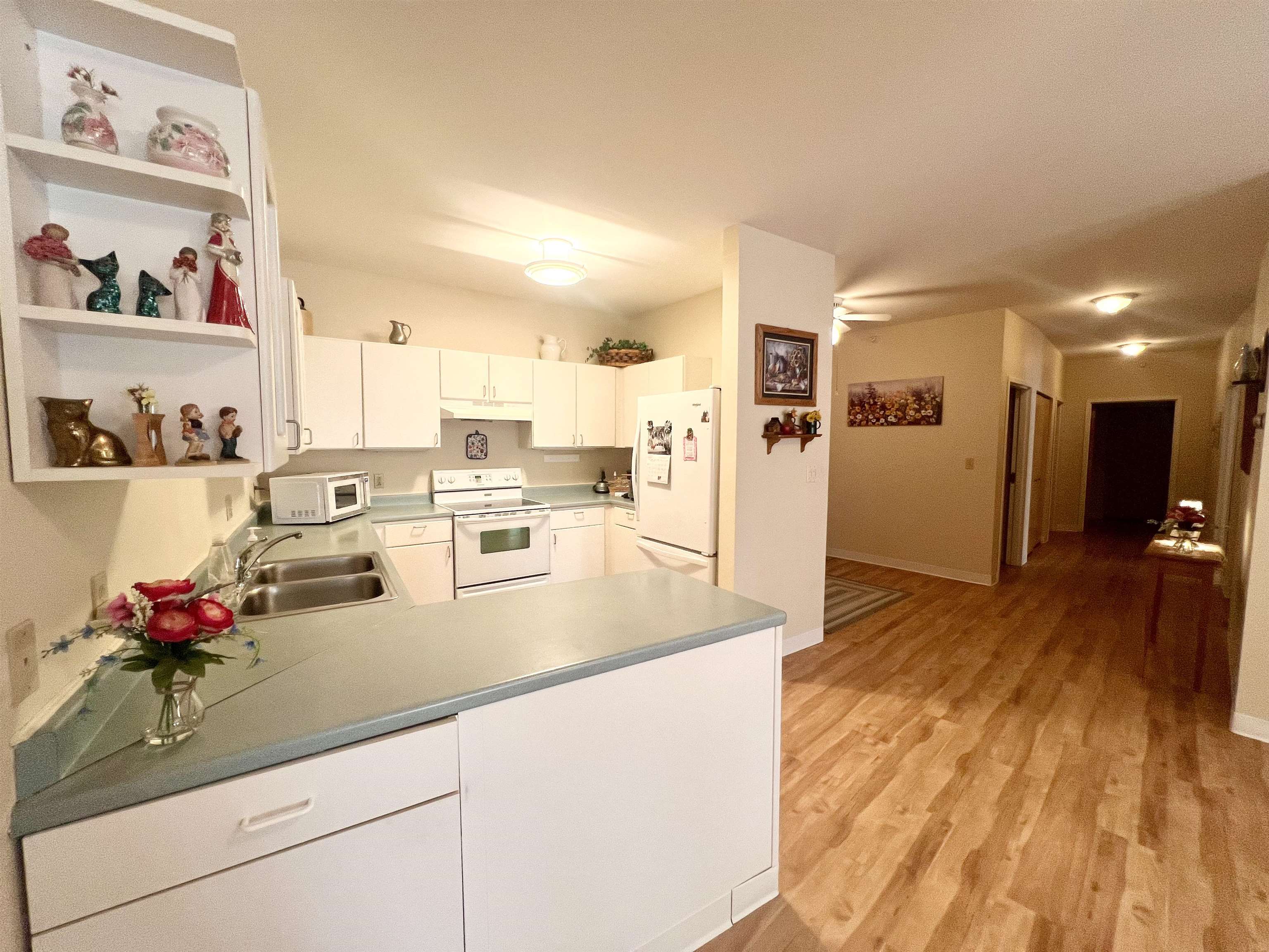 70 Arbor Hill Commons 14