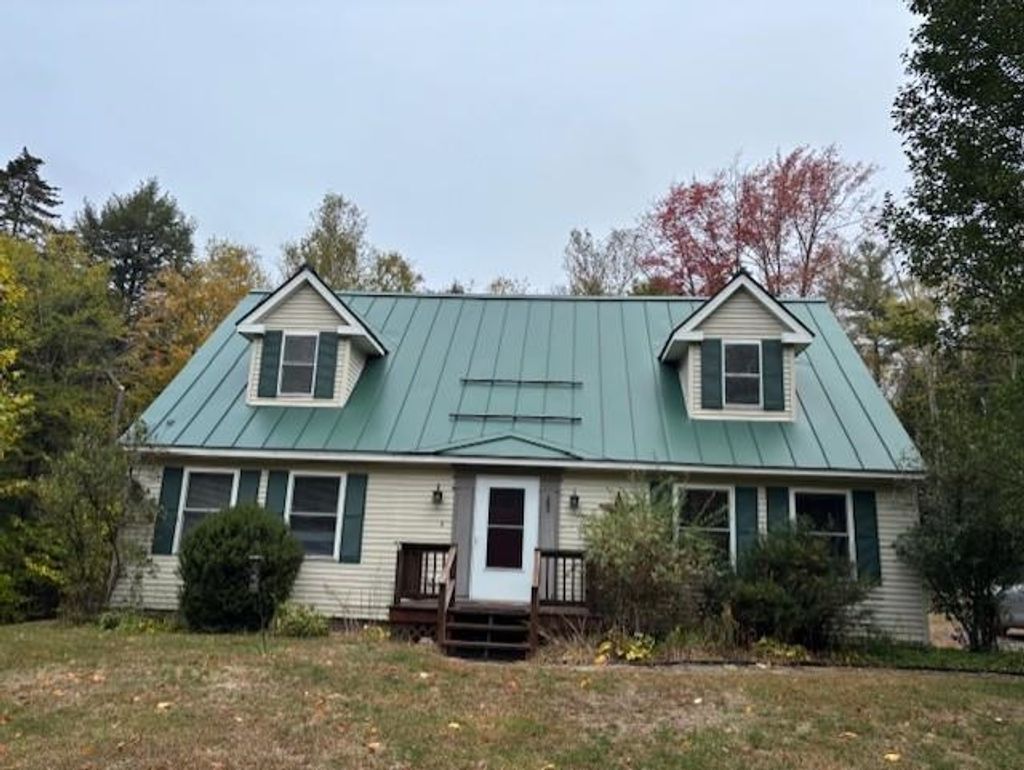 Photo of 15 Kelley Street, Newbury, NH 03255 (MLS # 5089309)