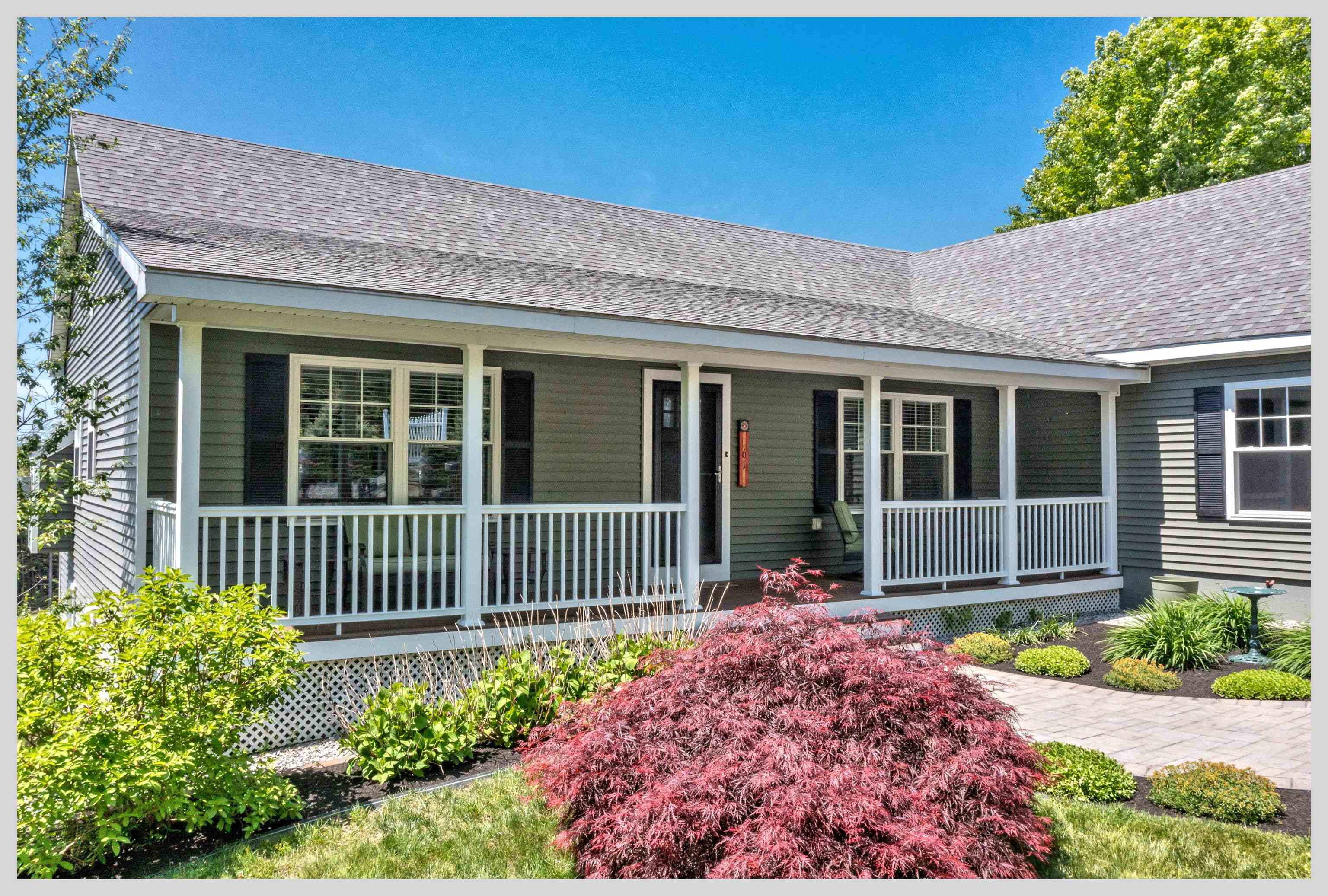 61 Ledgeside Lane