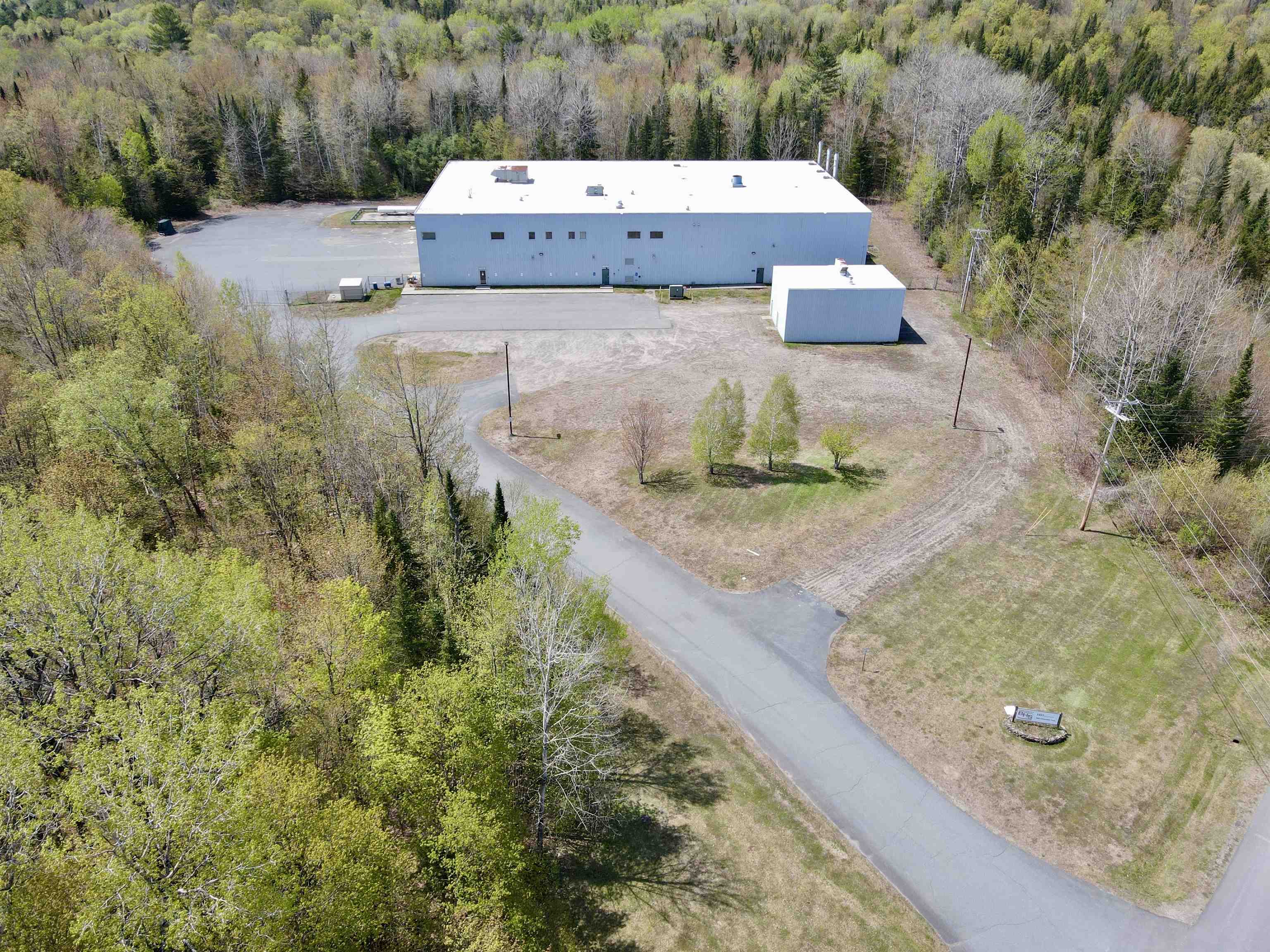 1227 Industrial Parkway