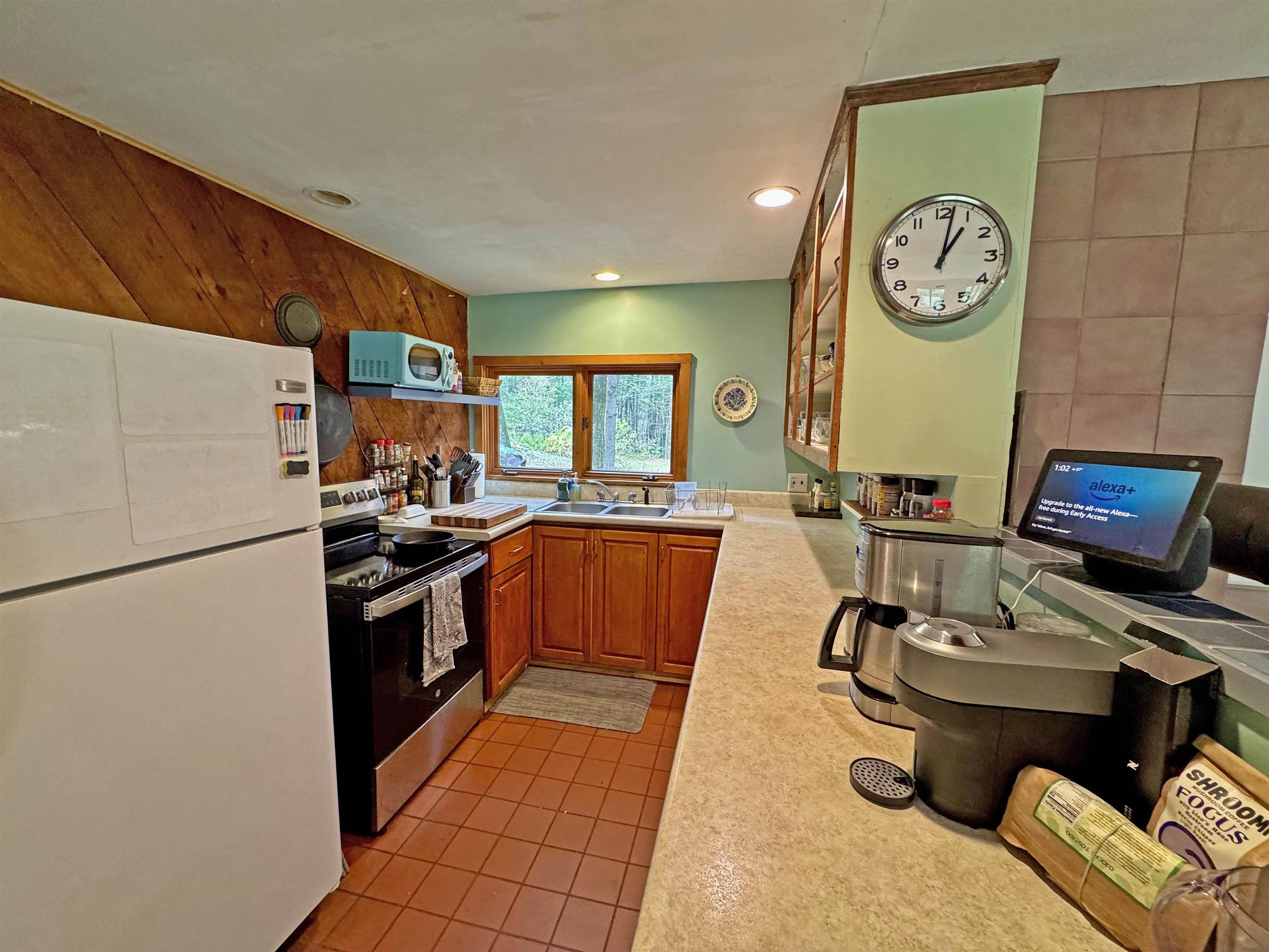 212-214 South Pine Banks Road