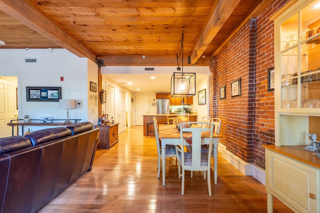 Photo of 7 Chester Road #212, Derry, NH 03038 (MLS # 5068288)