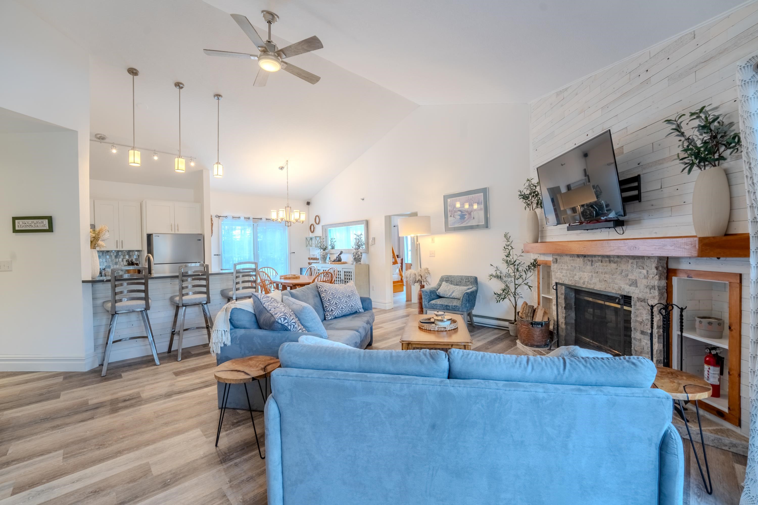 65 Riverfront Drive 216