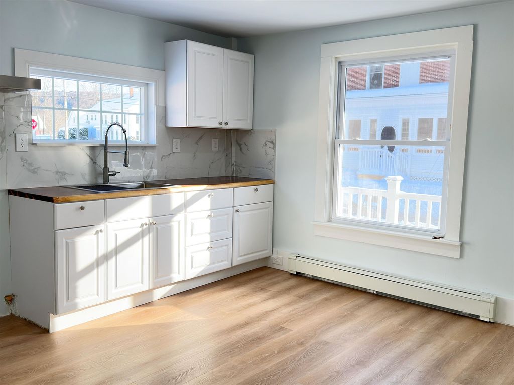 Photo of 11 Walnut Street, Keene, NH 03431 (MLS # 5075338)