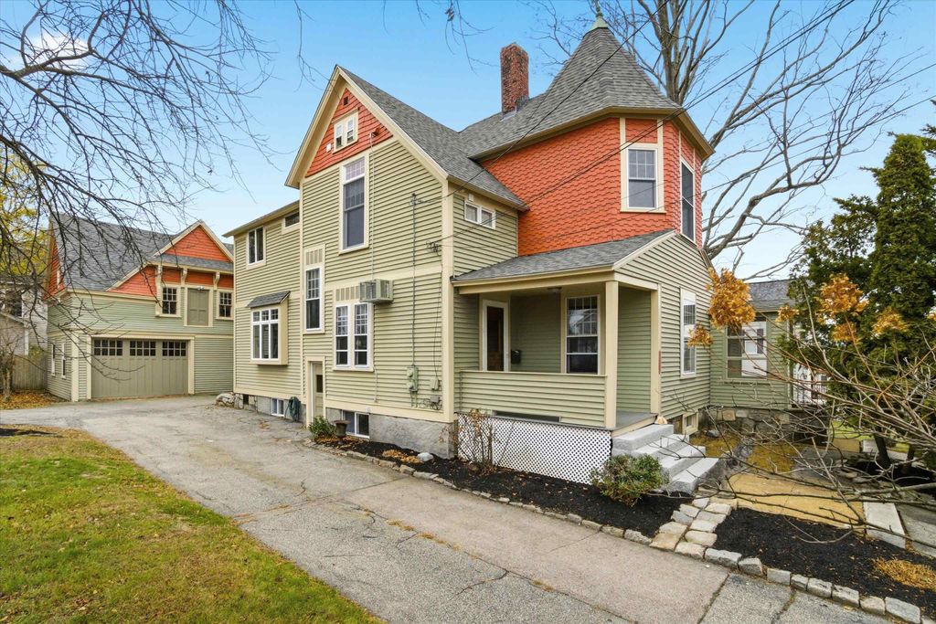Photo of 631 Lake Avenue, Manchester, NH 03103 (MLS # 5070774)