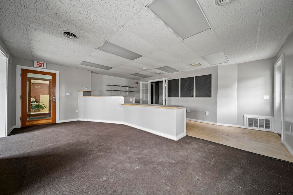 Photo of 460 West Main Street, Hillsborough, NH 03244 (MLS # 5045813)