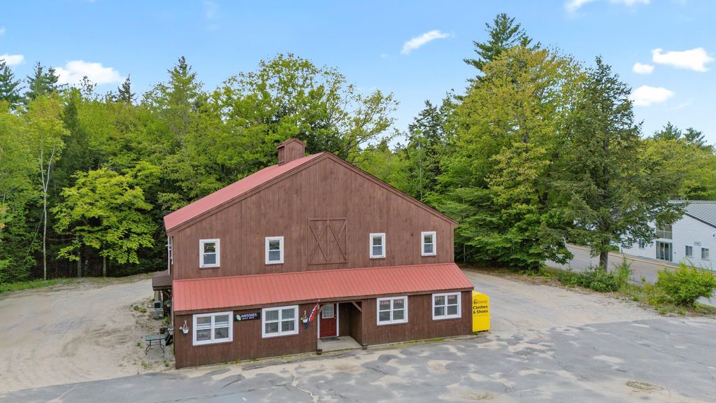 Photo of 460 West Main Street, Hillsborough, NH 03244 (MLS # 5045813)