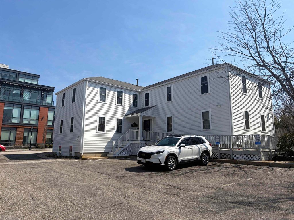 Photo of 118 Maplewood Avenue #C1, Portsmouth, NH 03801 (MLS # 5084873)