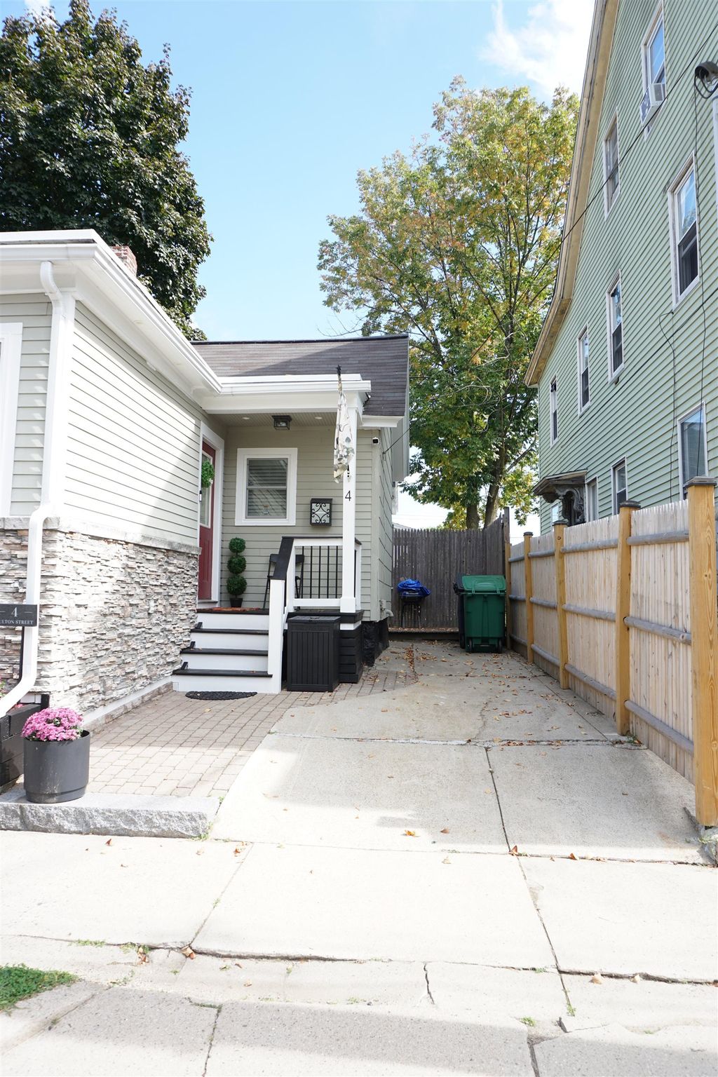 Photo of 4 Fulton Street, Nashua, NH 03060 (MLS # 5061698)