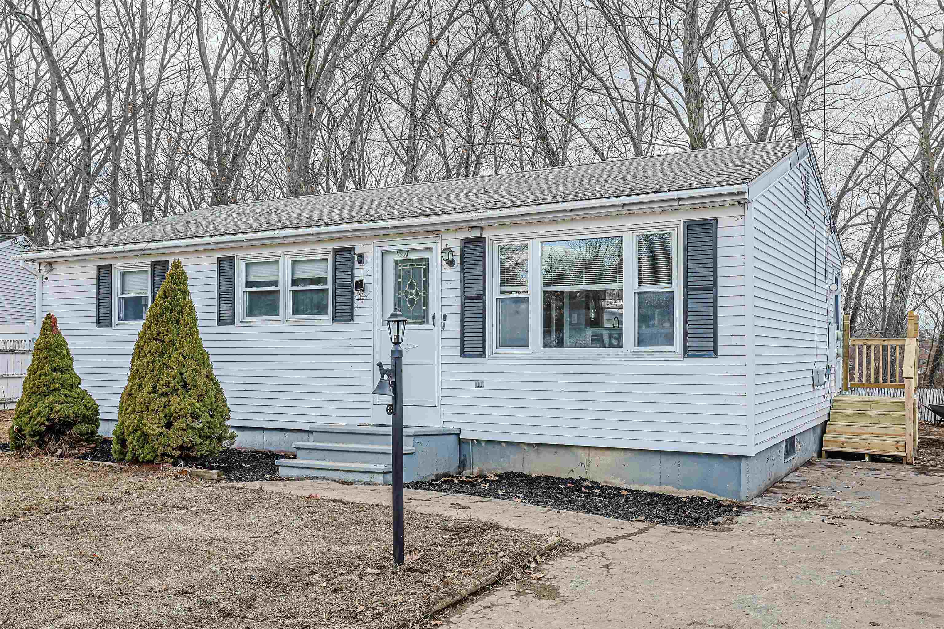 9 Oneida Circle