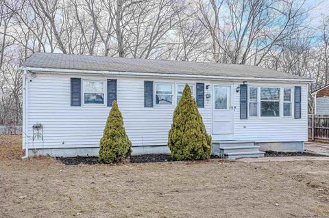 Photo of 9 Oneida Circle, Nashua, NH 03060 (MLS # 5088357)