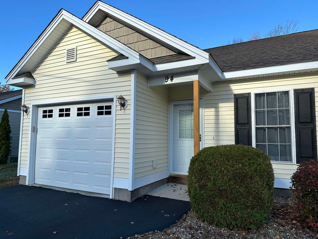 Photo of 28 Owens Drive #94, Swanzey, NH 03446 (MLS # 5067005)