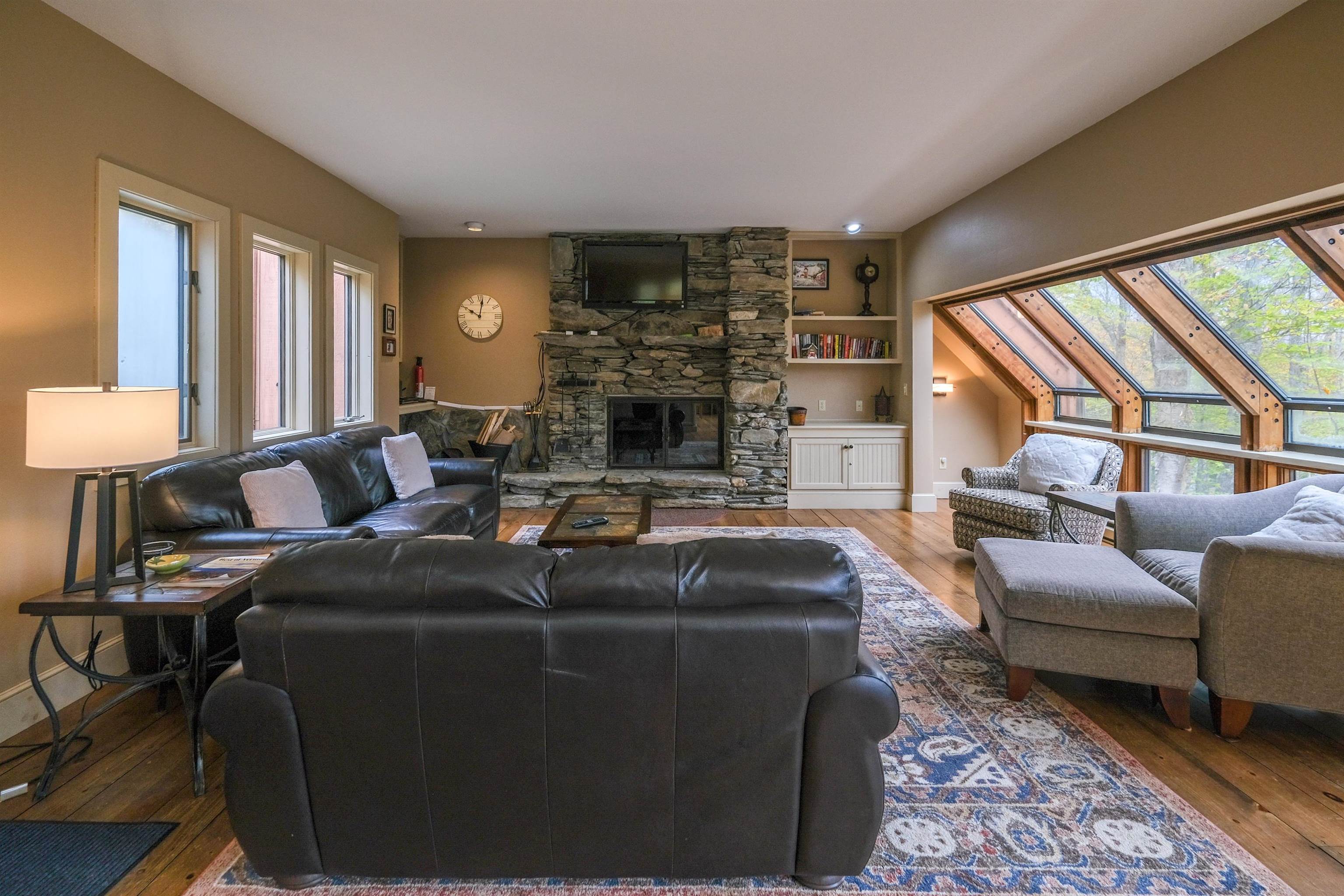 405 Soaring Hawk Road