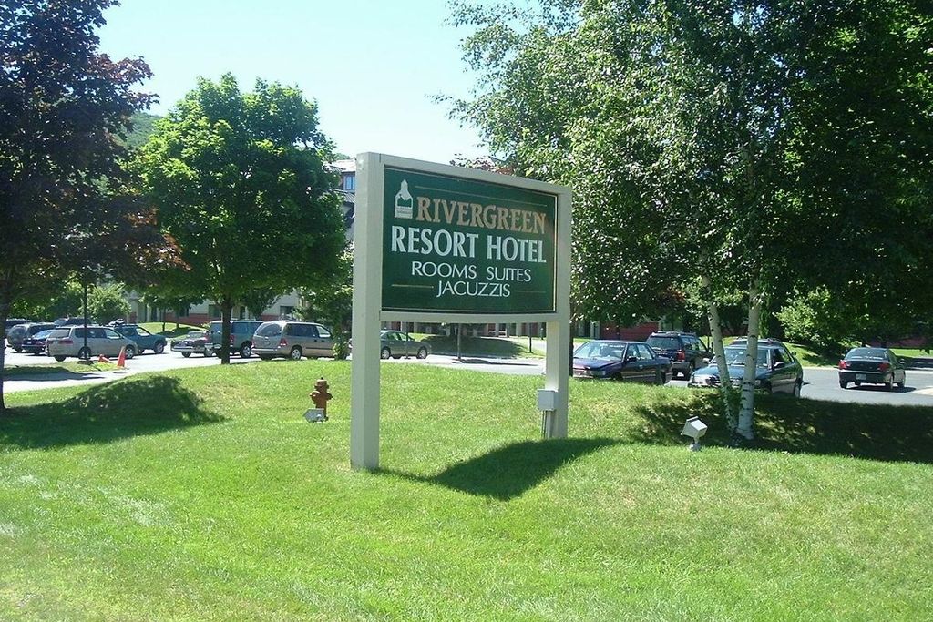 Photo of 48 Cooper Memorial Drive #203, Lincoln, NH 03251 (MLS # 5083055)