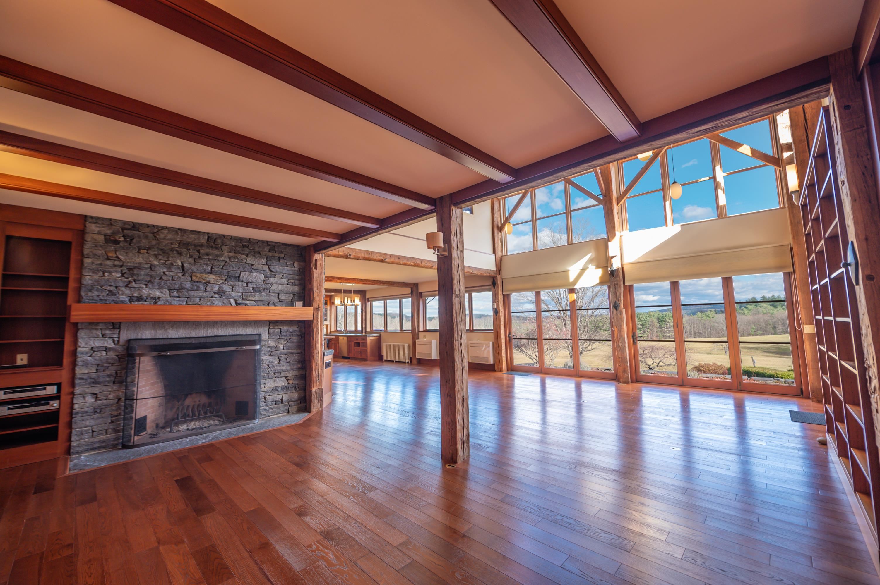 1324 Middle Road