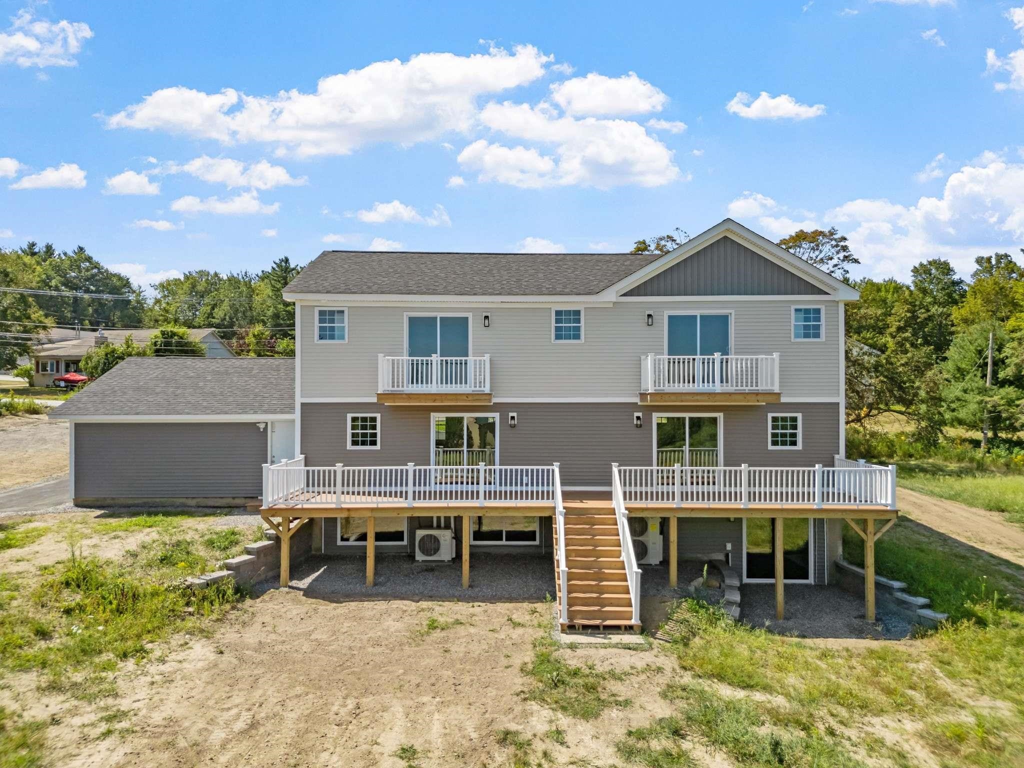 84 Old Lake Shore Road