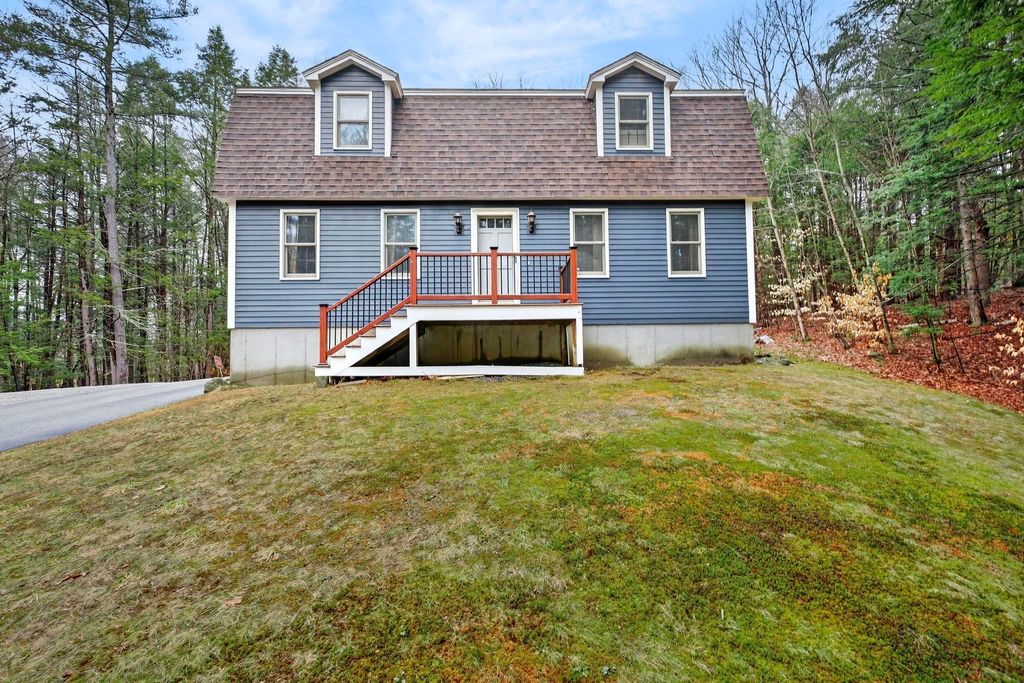 Photo of 6 Fox Ridge Road, Epping, NH 03042 (MLS # 5082785)