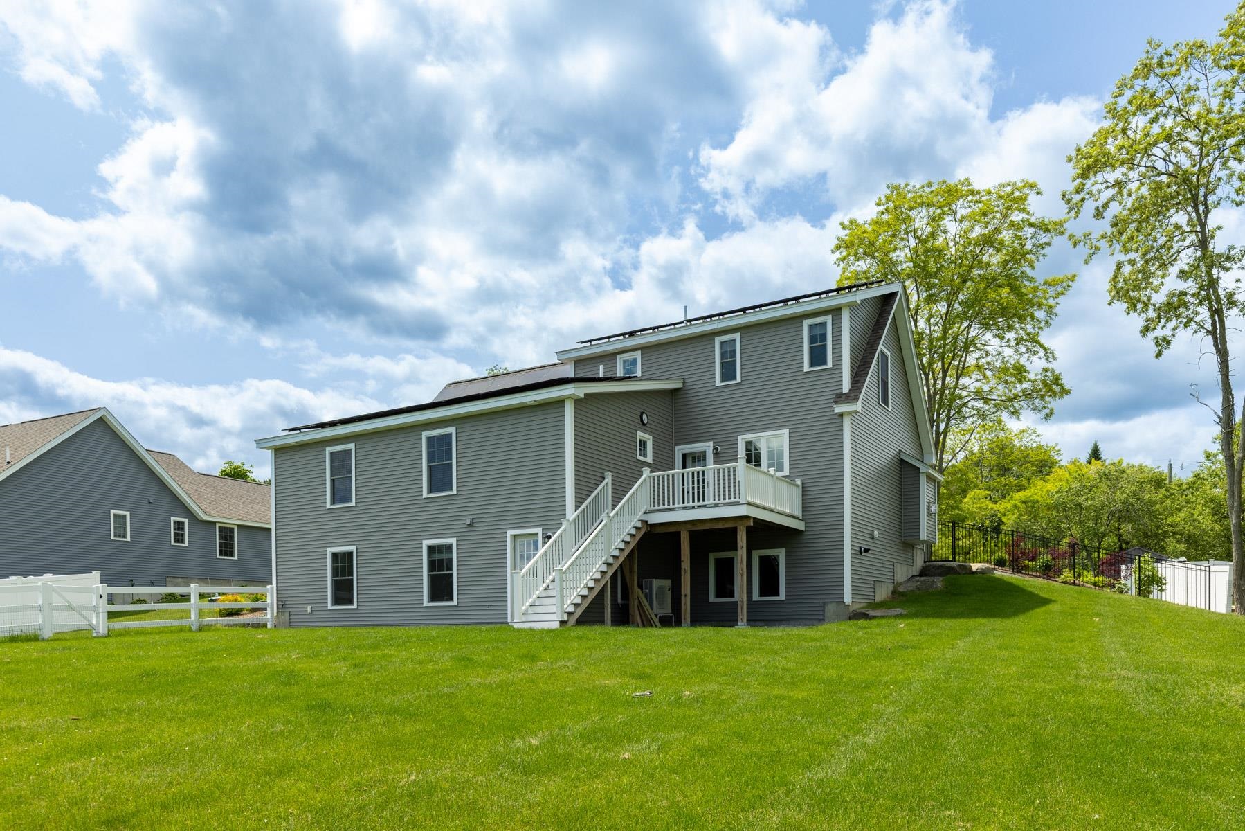 13 Willowbrook Avenue