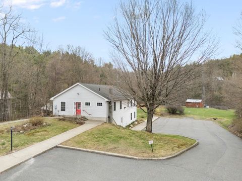 458 Williams Street Brattleboro VT 05301