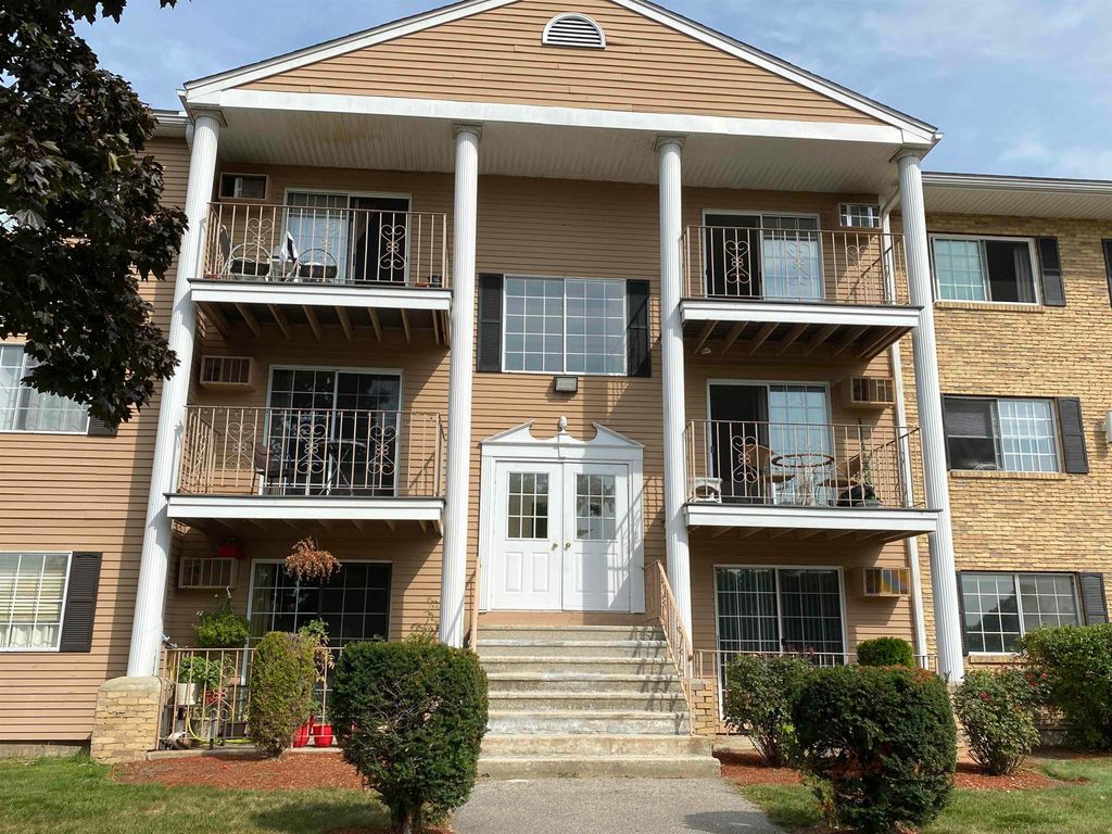 Photo of 377 Huse Road #35, Manchester, NH 03103 (MLS # 5071681)