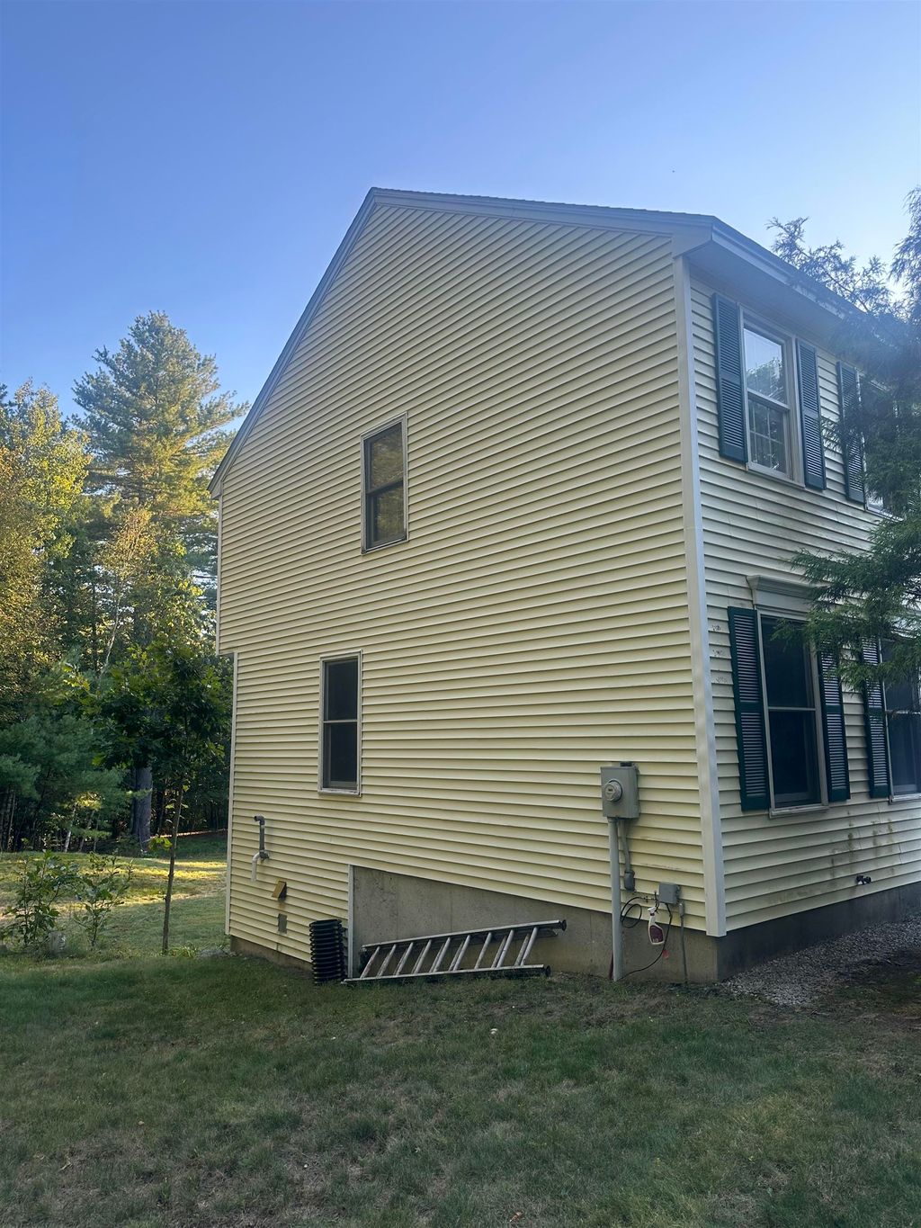 Photo of 220 Beals Road, Bedford, NH 03110 (MLS # 5062918)