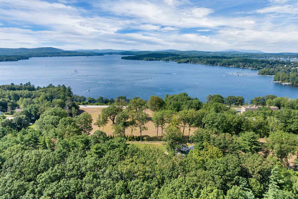 Photo of 3 Daniel Webster Highway, Belmont, NH 03220 (MLS # 5055743)