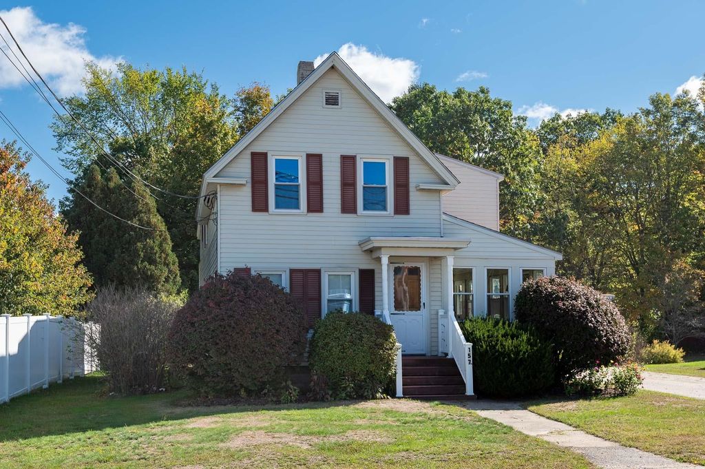 Photo of 157 Wakefield Street, Rochester, NH 03867 (MLS # 5064026)