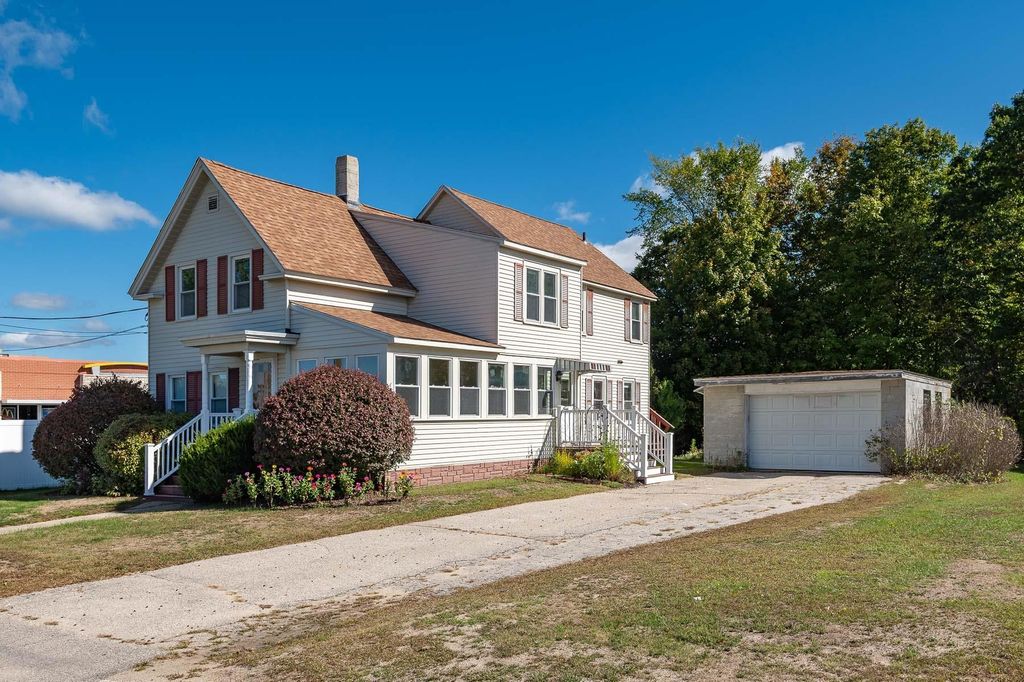 Photo of 157 Wakefield Street, Rochester, NH 03867 (MLS # 5064026)