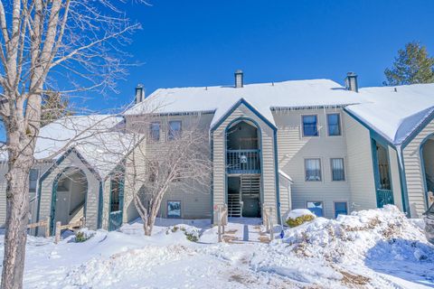 Photo of 22 Harrison Lane Lane #L-101, Ludlow, VT 05149 (MLS # 5074566)
