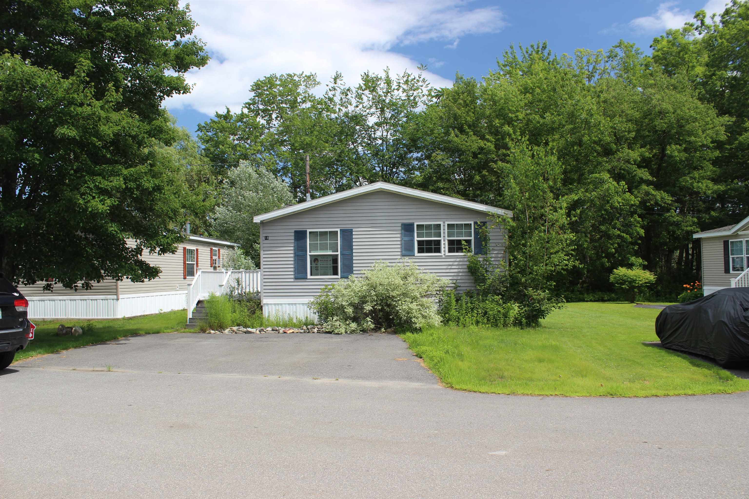 18 Hunter Boulevard