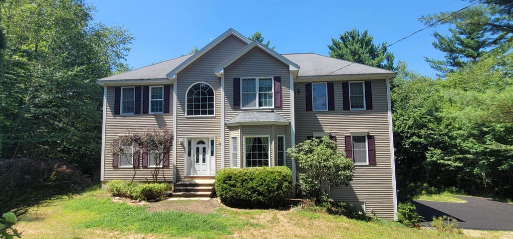 Photo of 250 Grapevine Road, Dunbarton, NH 03045 (MLS # 5053521)