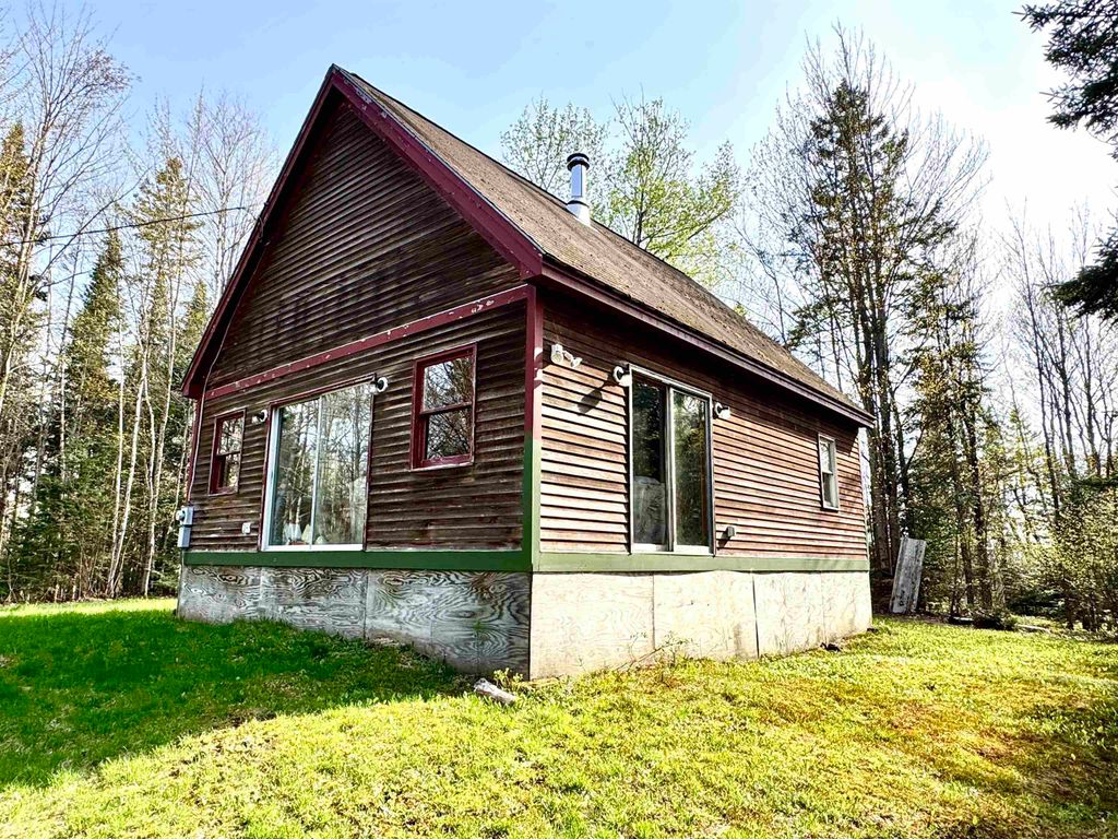Photo of 40 Griffin Road, Stewartstown, NH 03576 (MLS # 5089705)