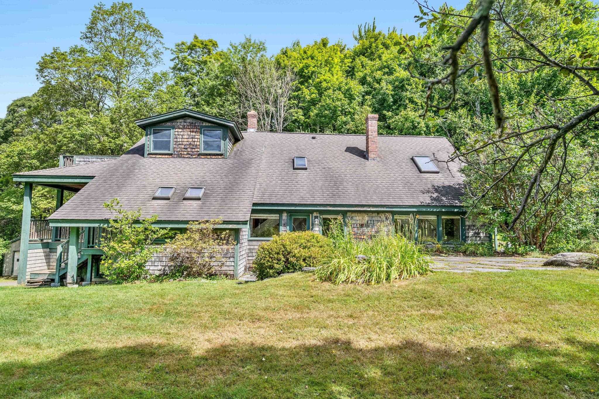 Elmore, Vermont 05661, United States, 4 Bedrooms Bedrooms, ,2 BathroomsBathrooms,Residential,Active,201994