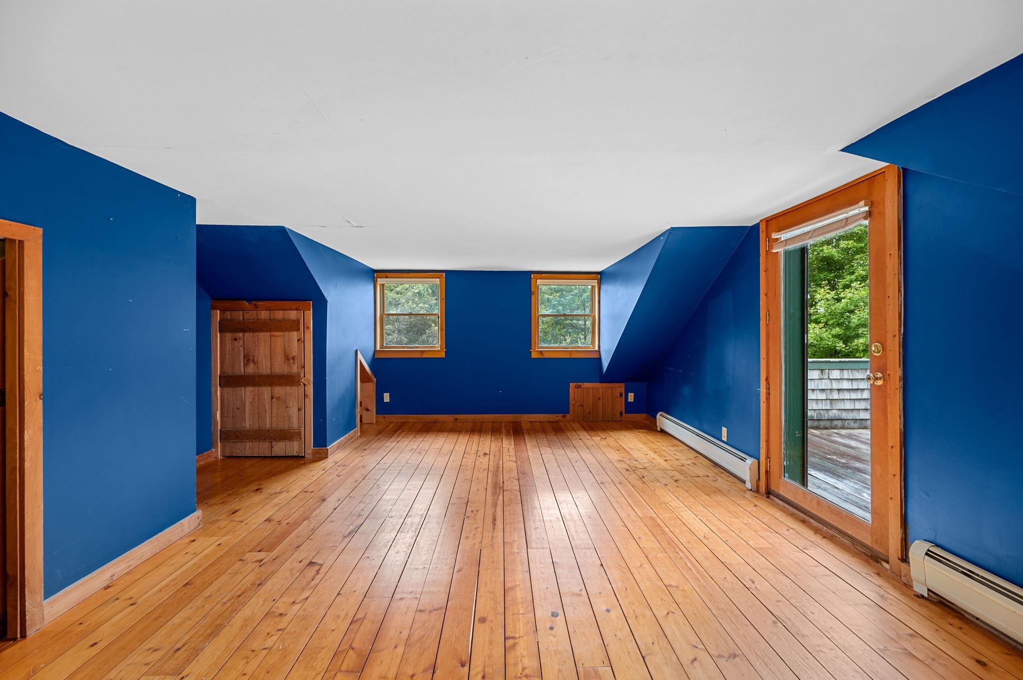 Elmore, Vermont 05661, United States, 4 Bedrooms Bedrooms, ,2 BathroomsBathrooms,Residential,Active,201994