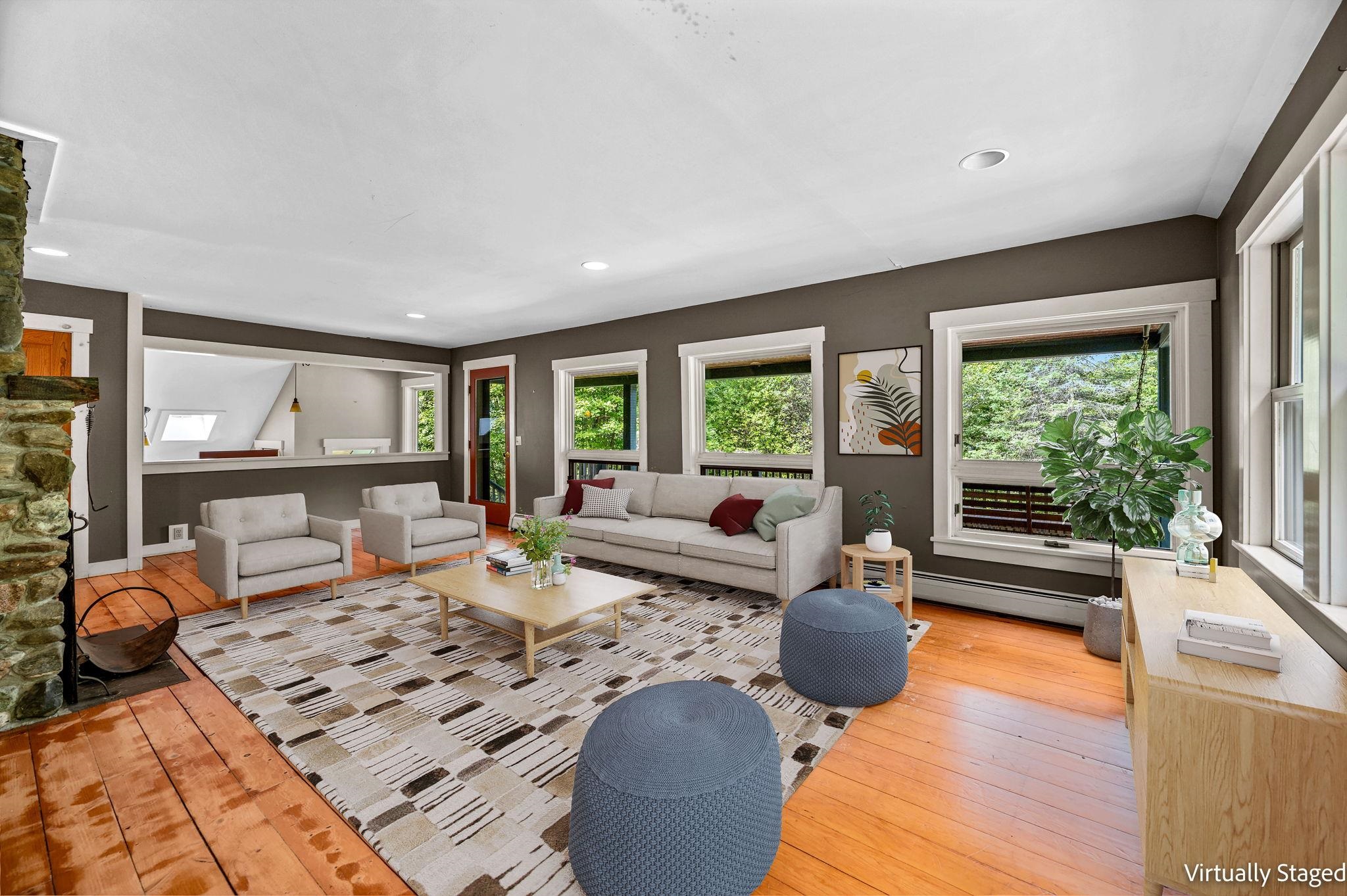 Elmore, Vermont 05661, United States, 4 Bedrooms Bedrooms, ,2 BathroomsBathrooms,Residential,Active,201994