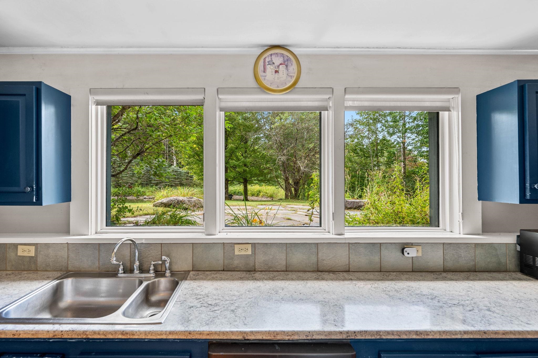 Elmore, Vermont 05661, United States, 4 Bedrooms Bedrooms, ,2 BathroomsBathrooms,Residential,Active,201994