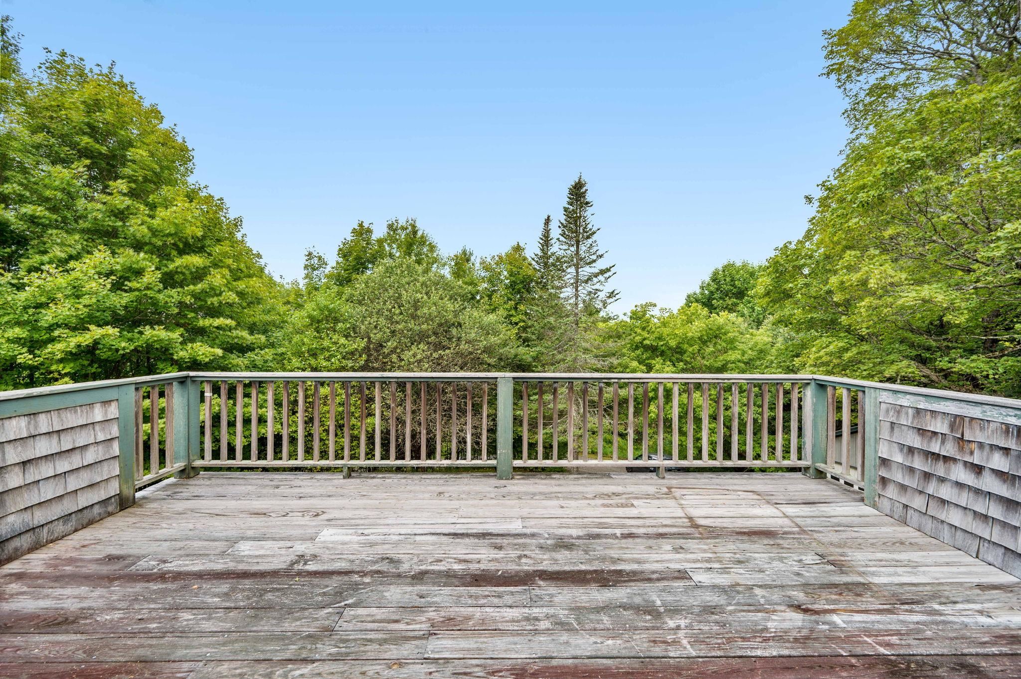 Elmore, Vermont 05661, United States, 4 Bedrooms Bedrooms, ,2 BathroomsBathrooms,Residential,Active,201994