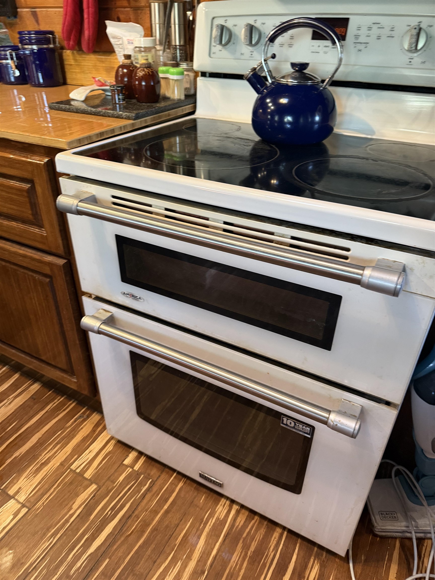 1781 Jersey Street South