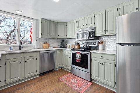 1990 East Mountain Road Killington VT 05751