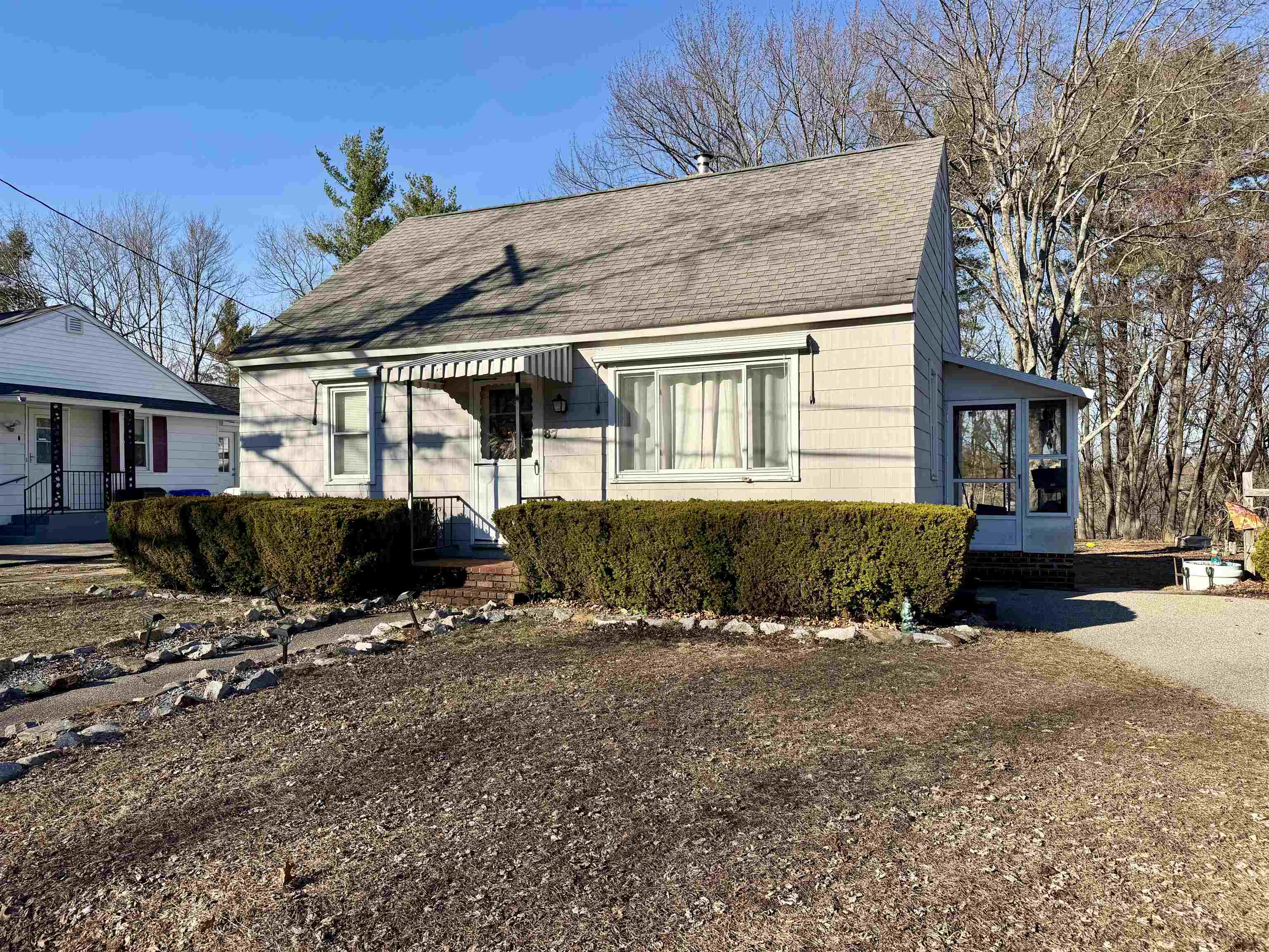 87 Saint Marie Street