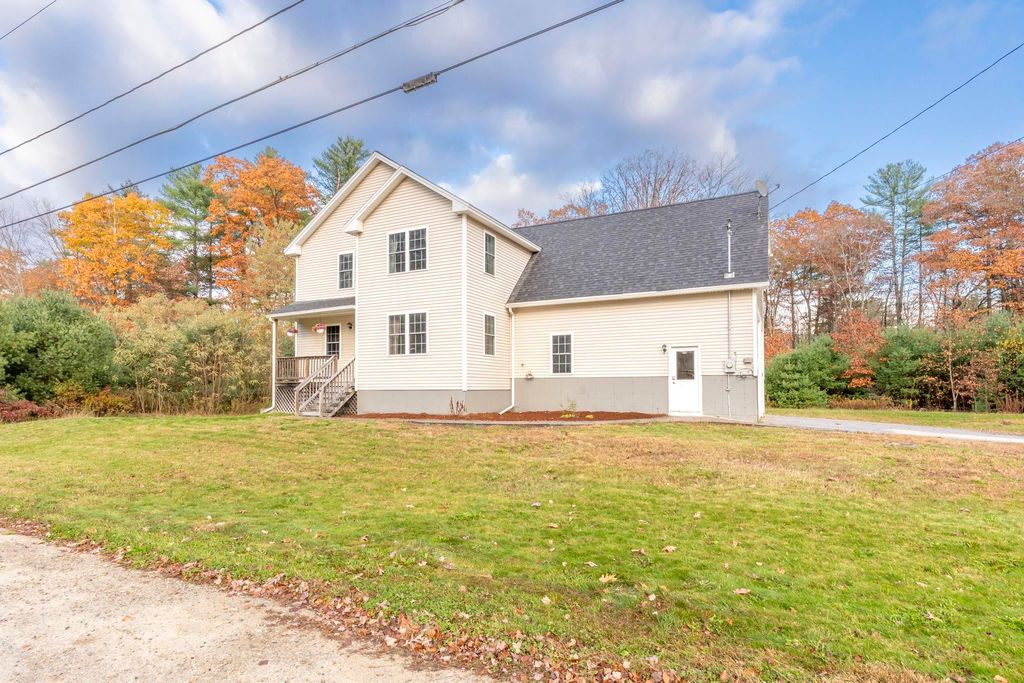 Photo of 5 Jillerick Road, Allenstown, NH 03275 (MLS # 5067778)