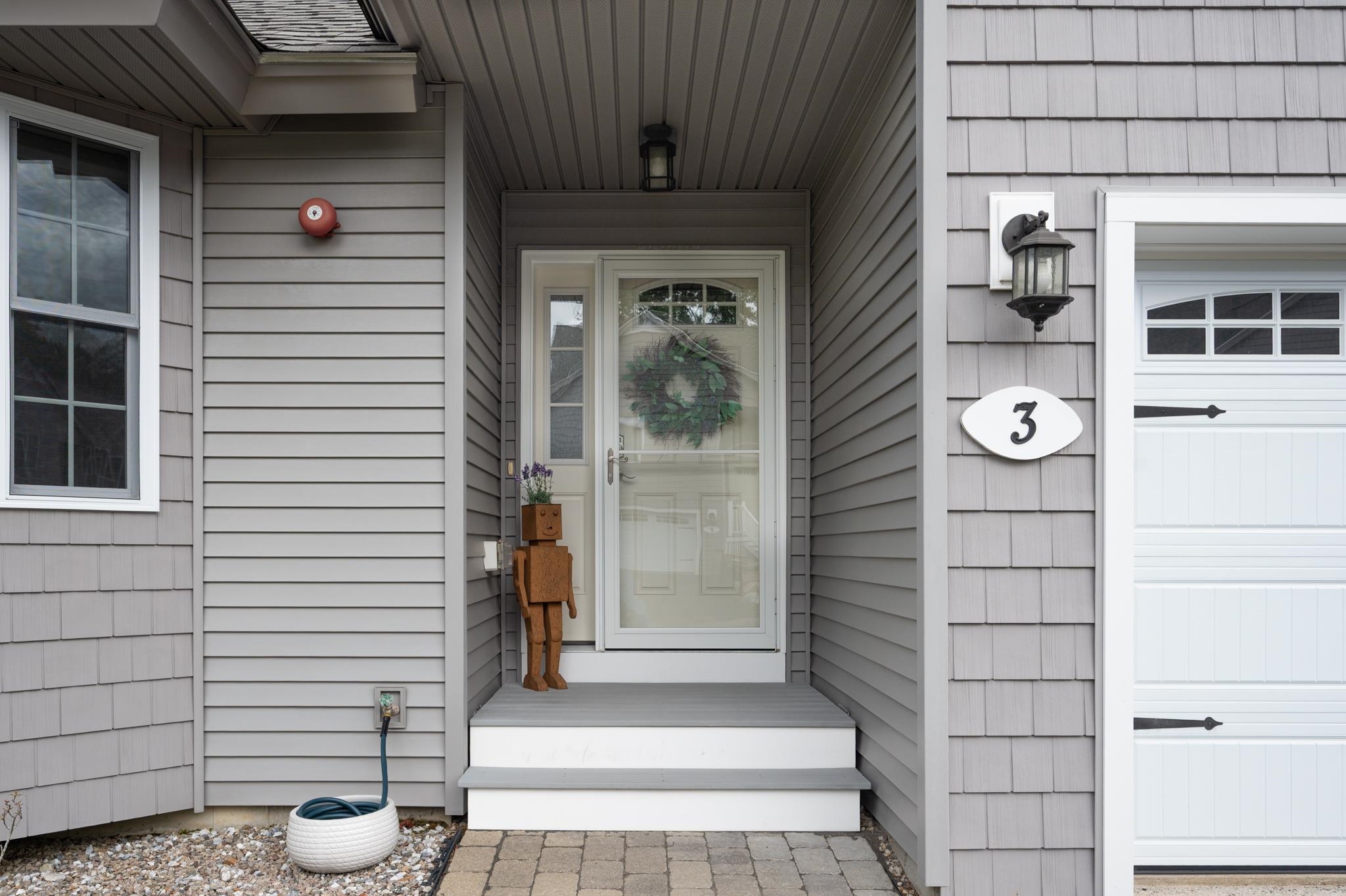 3 Guernsey Drive 3