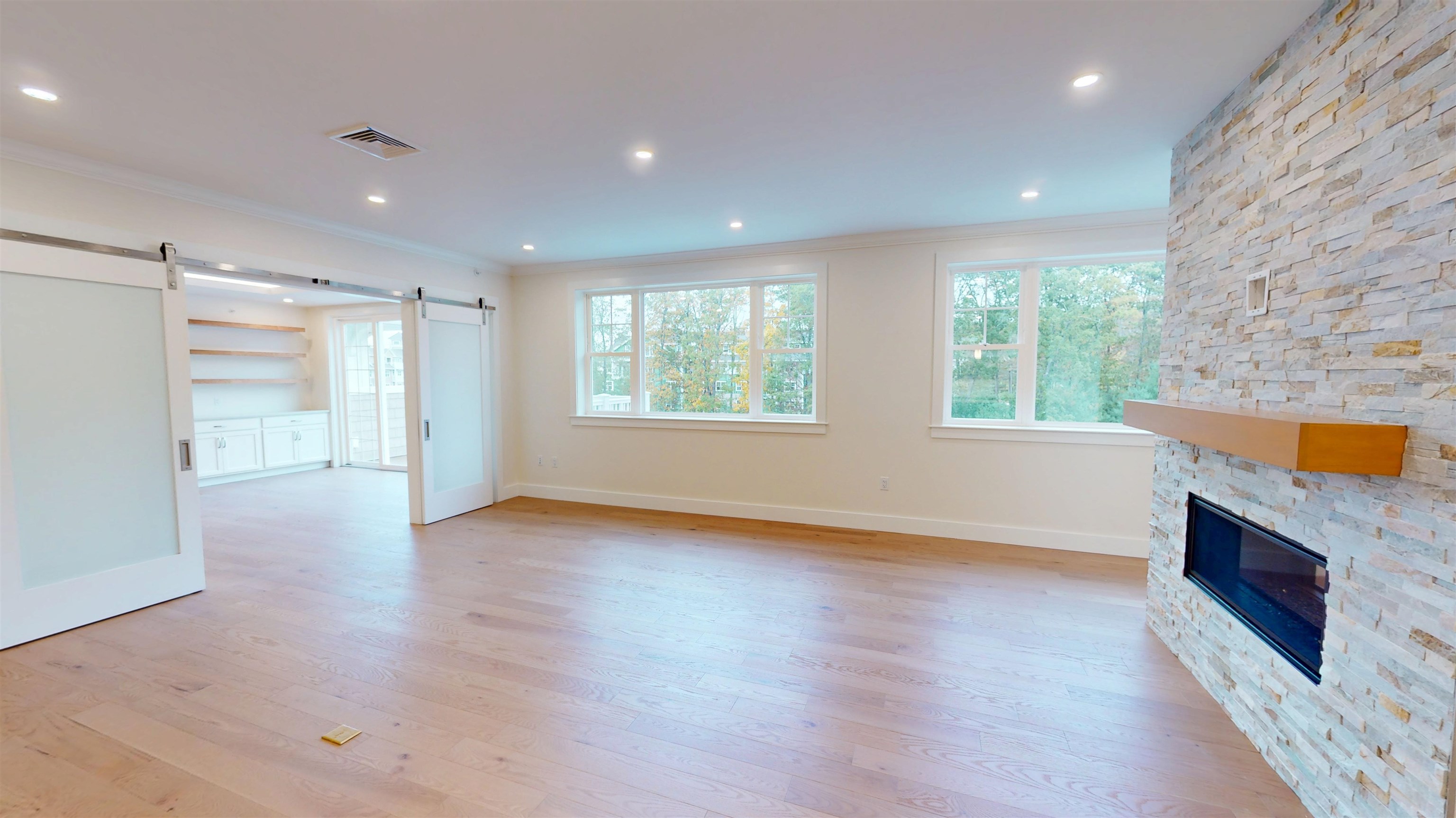 1 Longview Drive 401