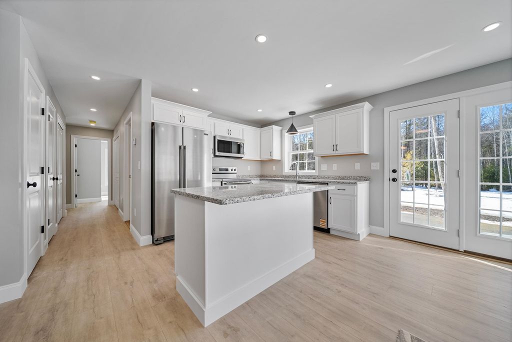 Photo of 136 S Main Street #B, Troy, NH 03465 (MLS # 5089631)