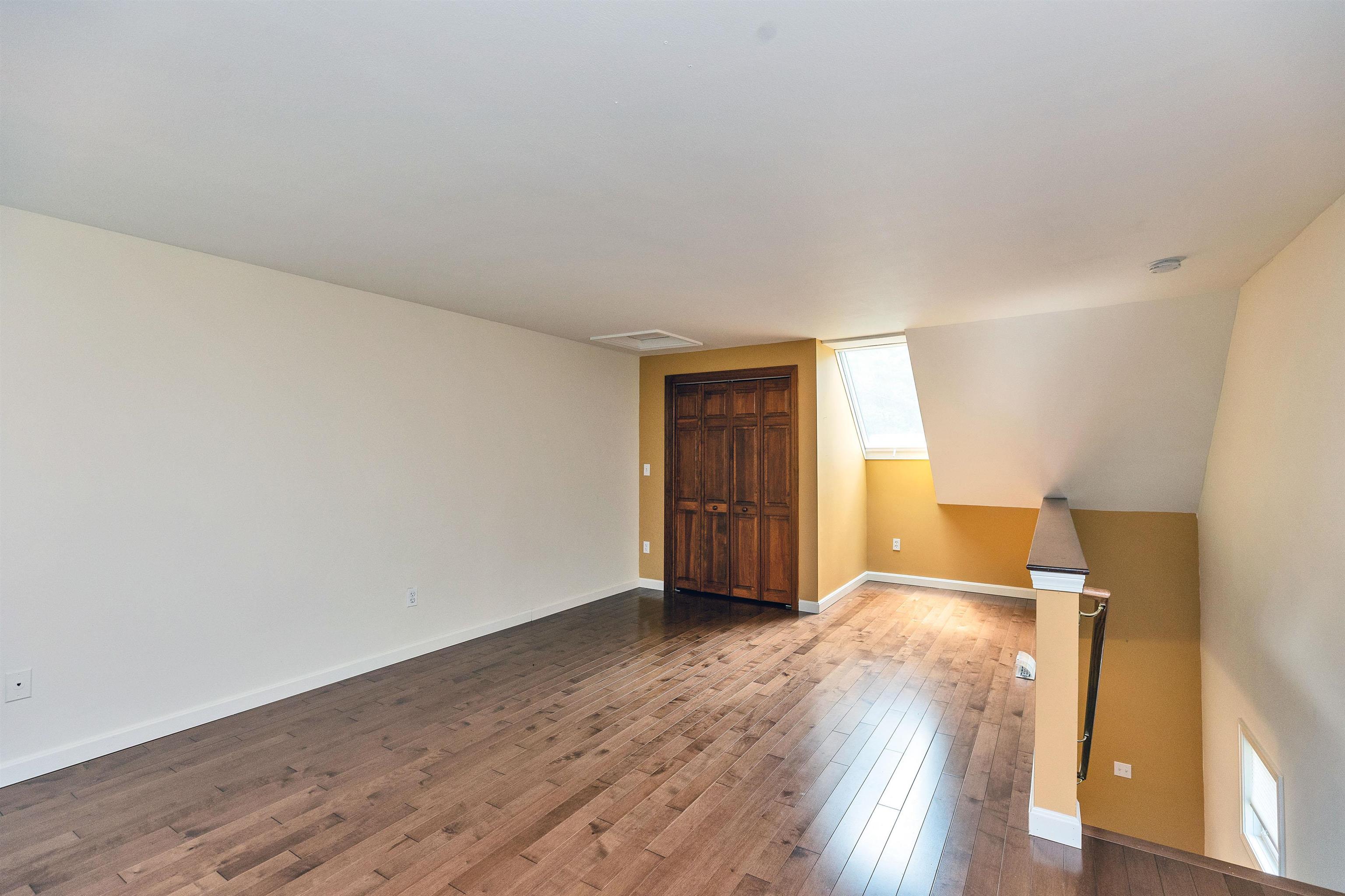 Stratham, New Hampshire 03885, United States, 1 Bedroom Bedrooms, ,1 BathroomBathrooms,Residential,Active,170091