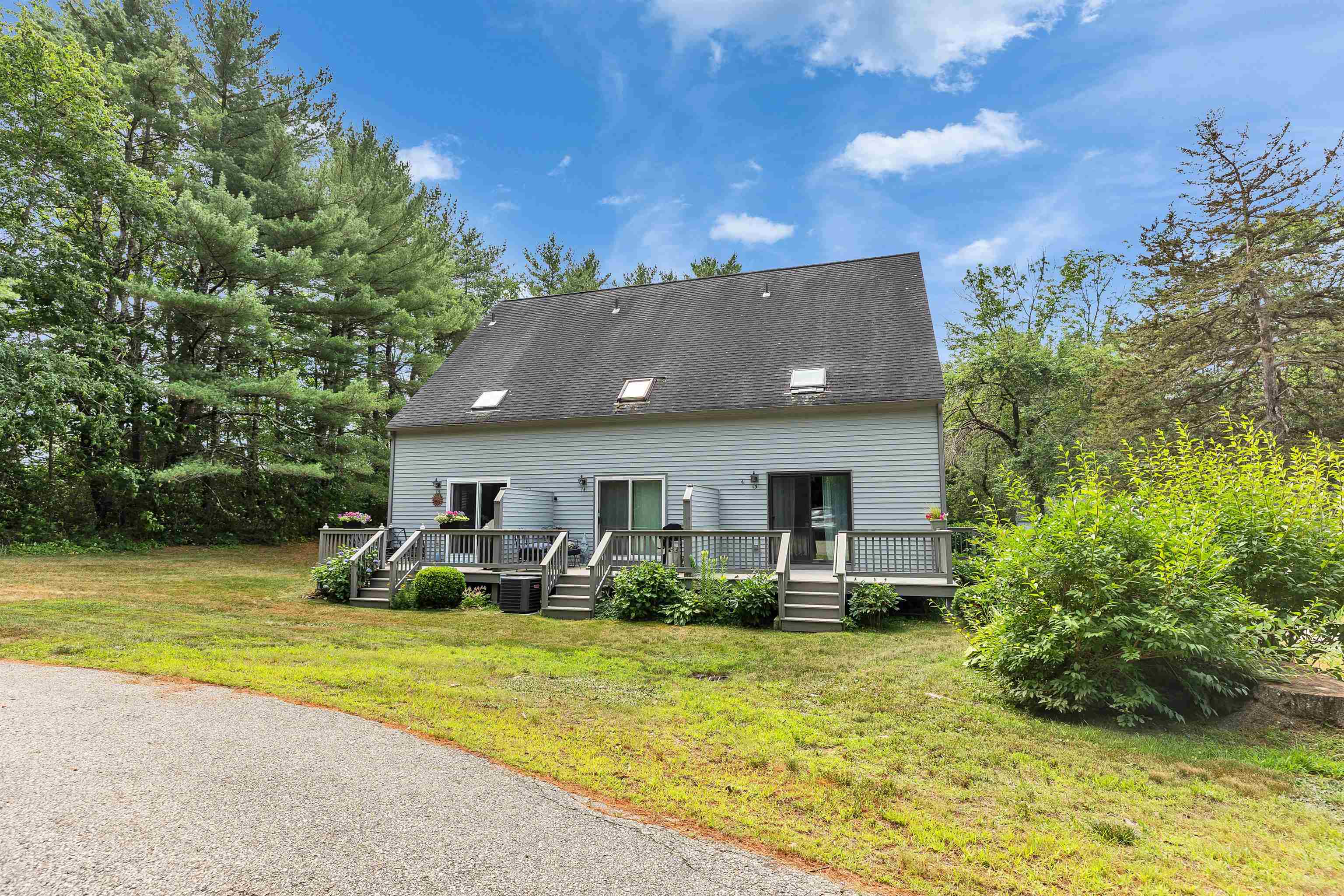Stratham, New Hampshire 03885, United States, 1 Bedroom Bedrooms, ,1 BathroomBathrooms,Residential,Active,170091