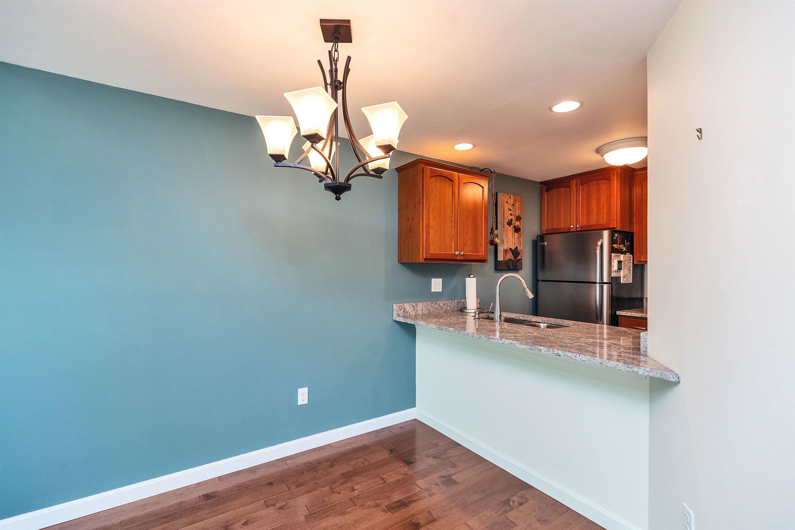 Stratham, New Hampshire 03885, United States, 1 Bedroom Bedrooms, ,1 BathroomBathrooms,Residential,Active,170091